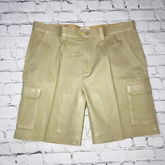 ST. JOHN'S BAY Khaki Cargo Short - Picture 5 of 6